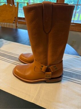 NWOT Steve Madden leather Ring boots, 6.5, brown, women’s